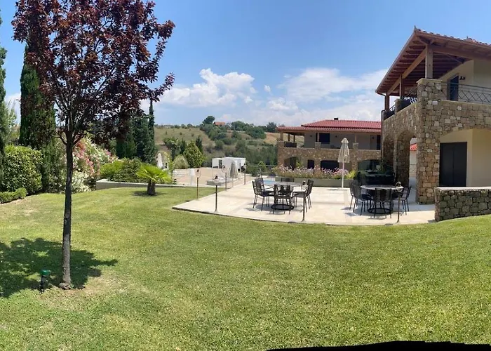 Villa Serenity Néoi Epivátai