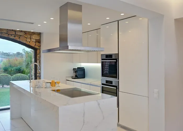 Serenity * Néoi Epivátai