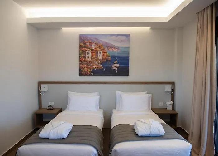 Villa Serenity Néoi Epivátai