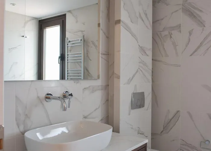 Serenity Néoi Epivátai