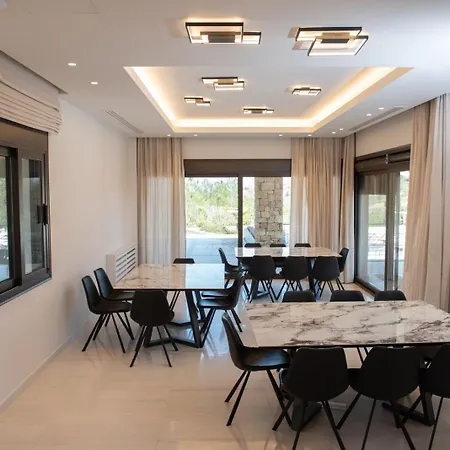 Serenity Villa *